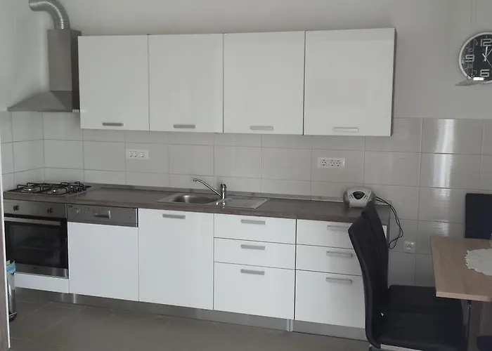 Апартаменты Zoja Мали-Лошинь